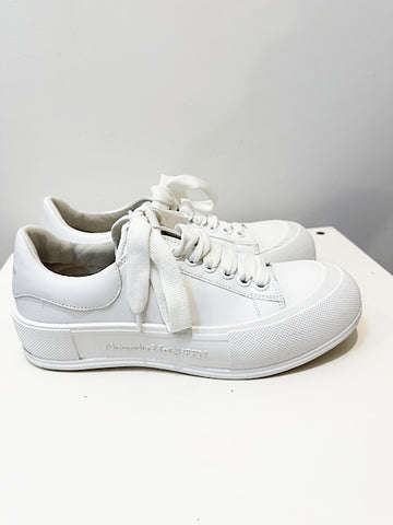 ACNE STUDIOS