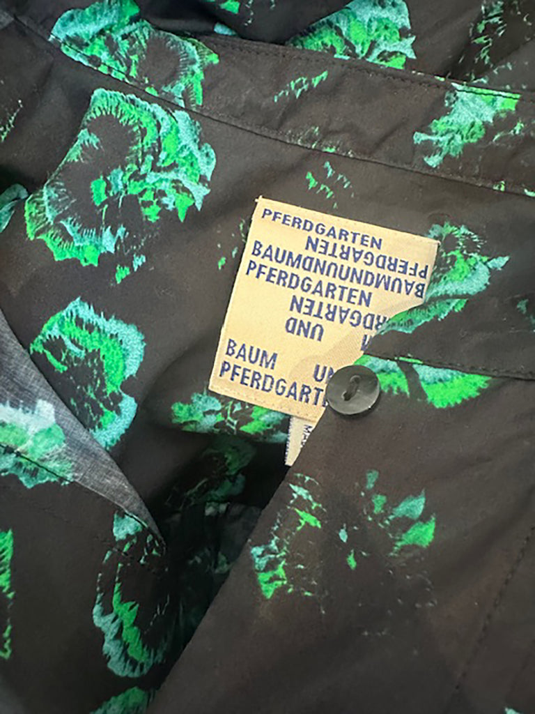 BAUM UND PFERDGARTEN