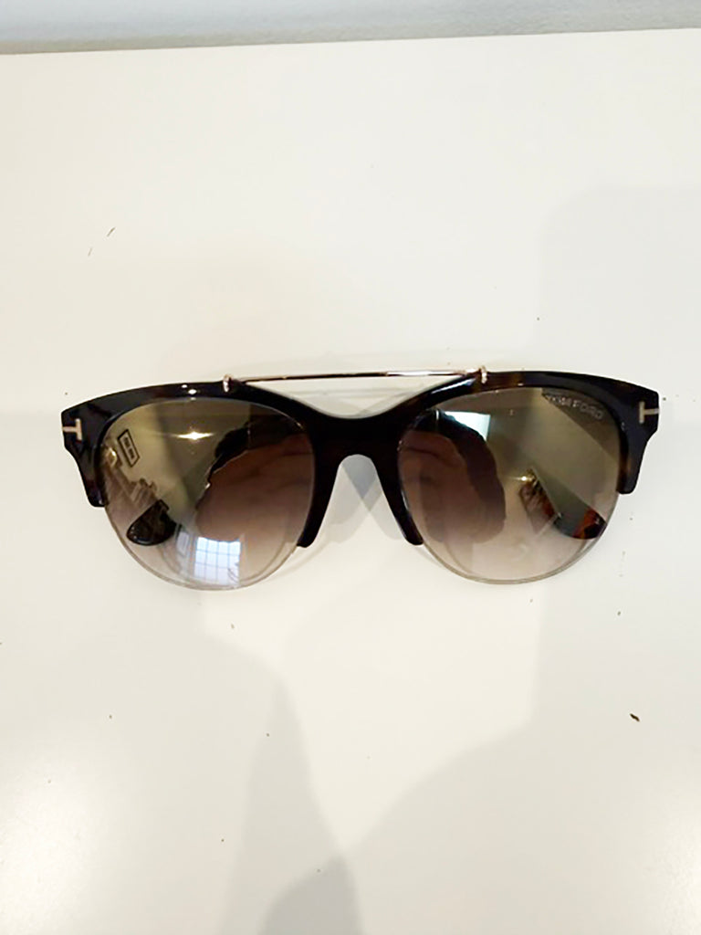 TOM FORD