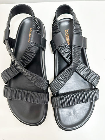 ACNE STUDIOS