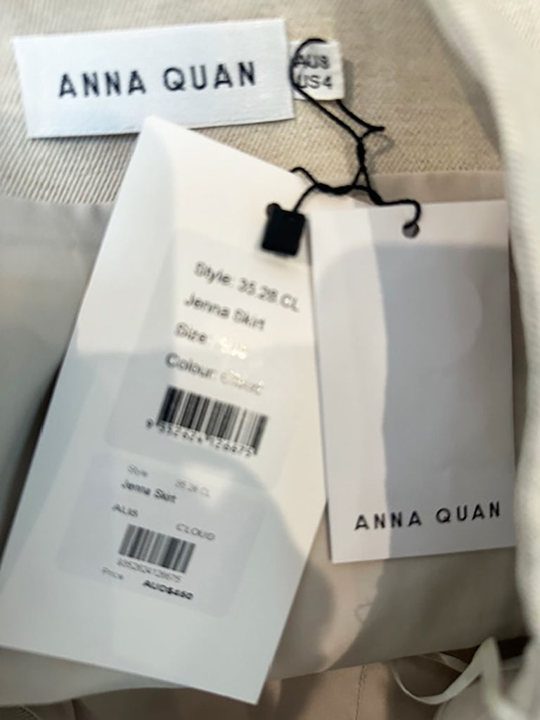 ANNA QUAN