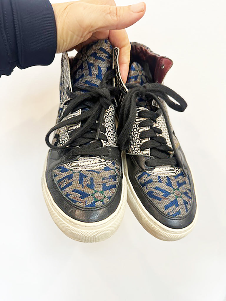 DRIES VAN NOTEN