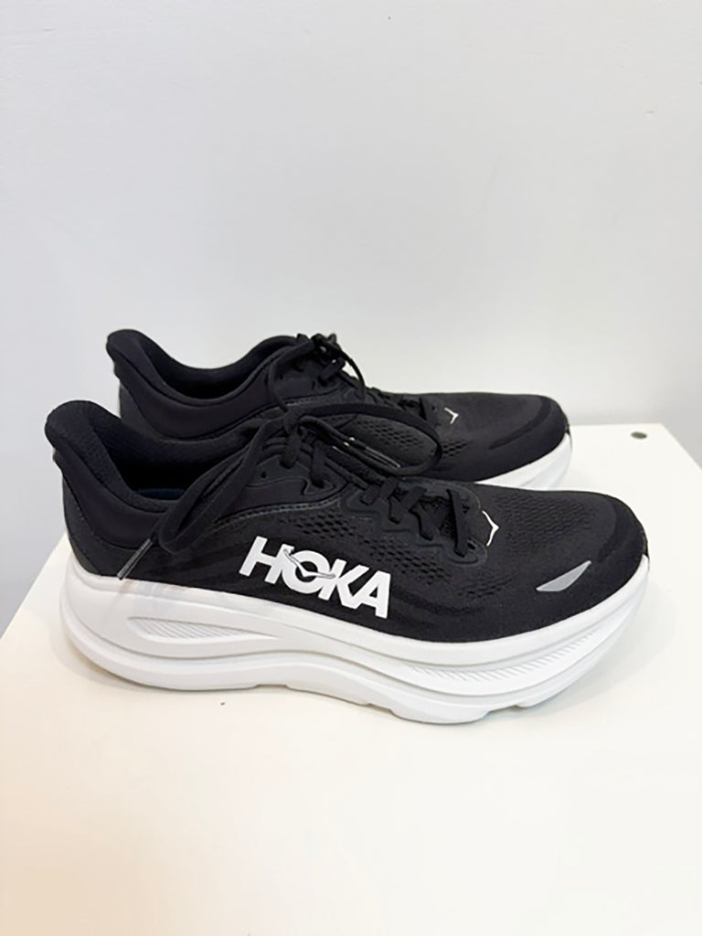 HOKA