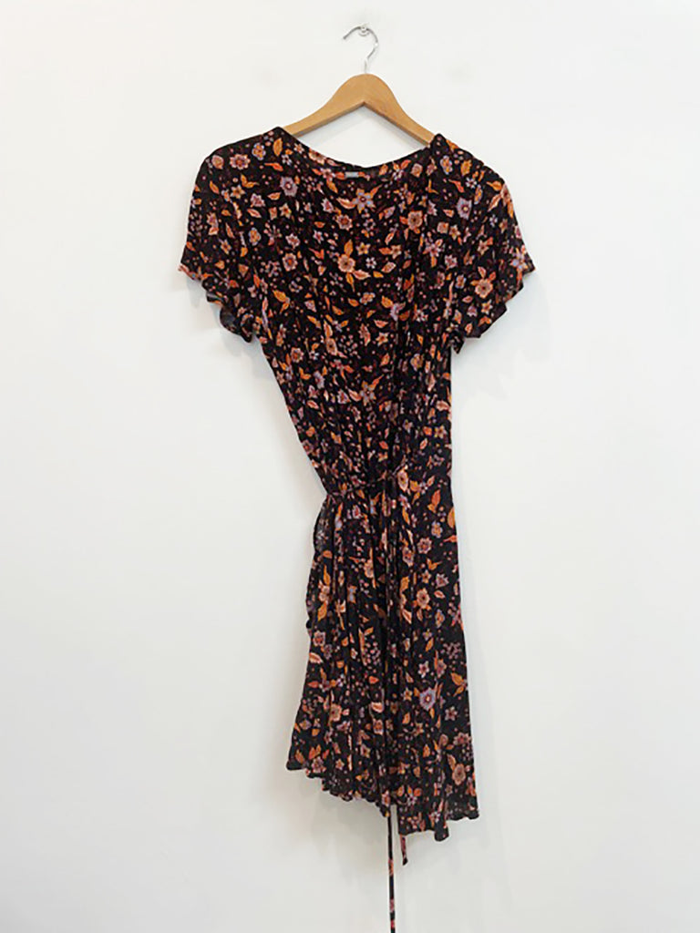 Ghanda wrap dress top